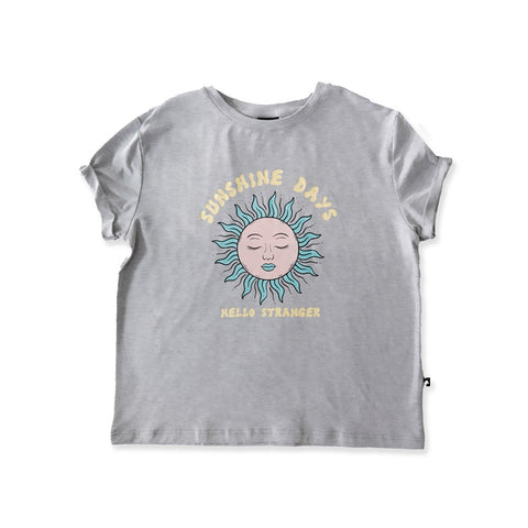 SUNSHINE BAILEY TEE - Greymarle