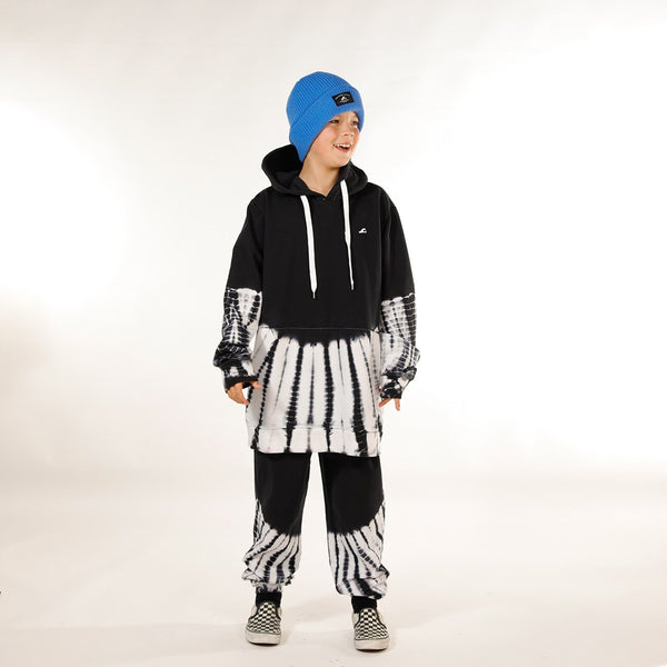 BOYS POCKET HOOD - Black Dye