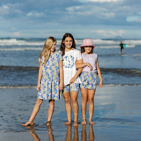Playful Short - Hawaii Print